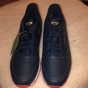 Reebok CR 2 sample running shoes